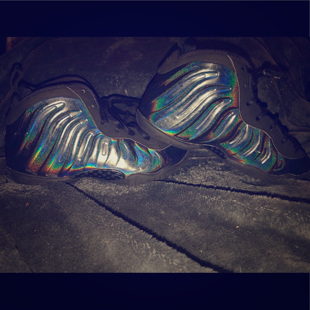 Boys Nike Foams